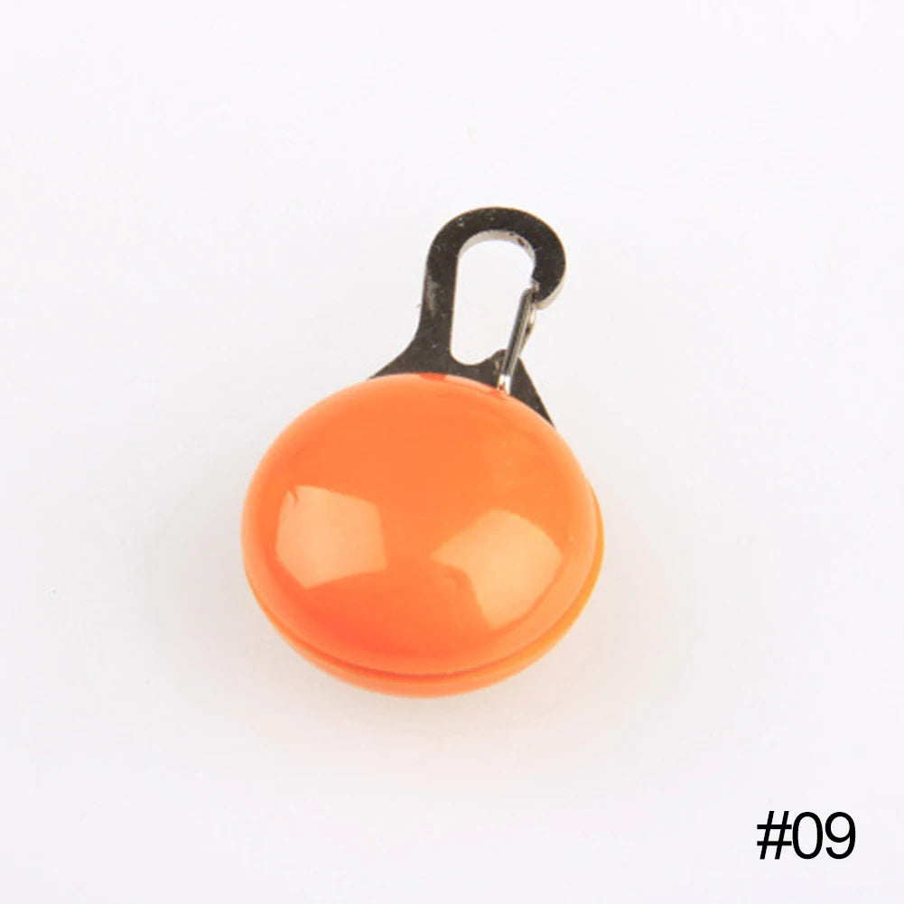 Cute Pet Night Safety LED Flashlight Collar Dog Guide Lights Glowing Pendant Necklace Pet Luminous Bright Glowing Collar in Dark